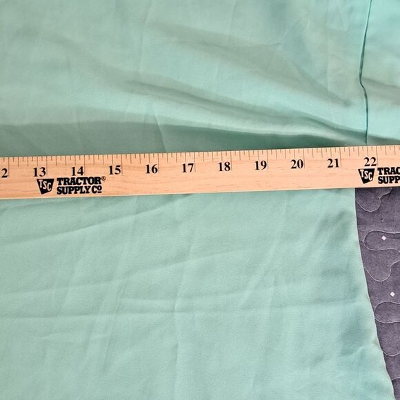 ZENANA short sleeve blouse size L - Picture 5 of 6